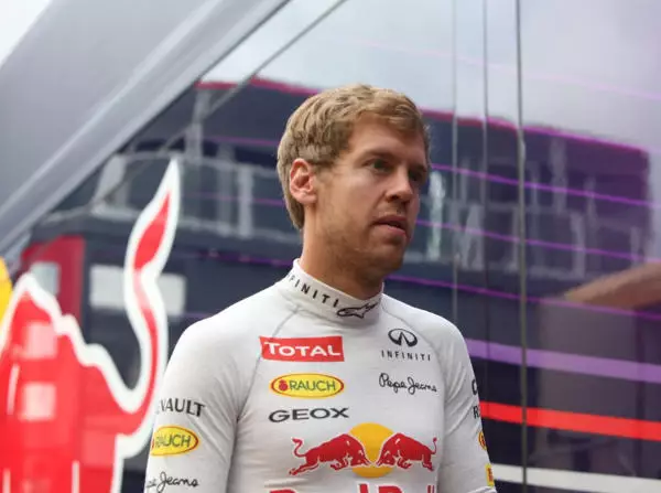 Foto zur News: Vettel: "Heute hätten wir einen Hellseher gebraucht"