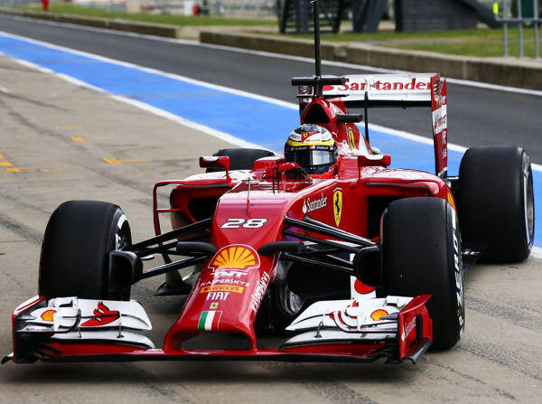 Foto zur News: Ferrari: De la Rosa von Leck im Kühler gestoppt