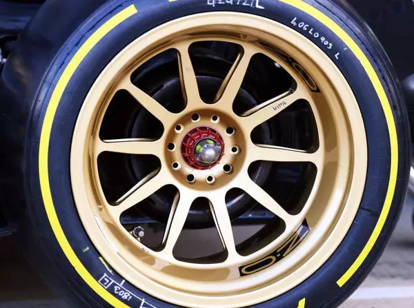18-Zoll-Felge, Pirelli Foto zur News: Analyse: Was 18-Zoll-Reifen für die Formel 1 bedeuten