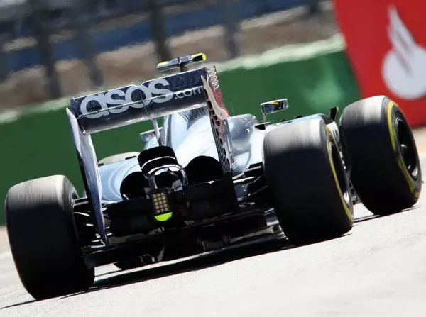 Kevin Magnussen Foto zur News: McLaren: Kommt mit dem neuen Flügel der Aufwind?
