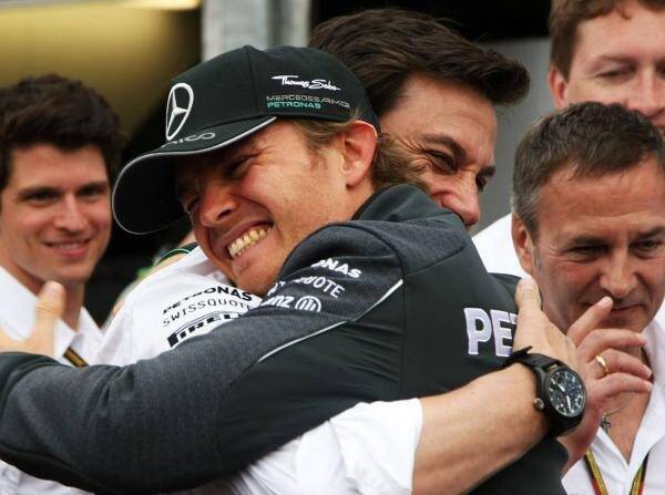 Foto zur News: Rosberg lobt die Mercedes' Politik im Teamduell: "Nicht ohne"