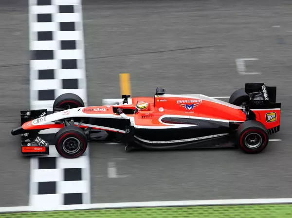 Jules Bianchi Foto zur News: Marussia will stärkste Saisonhälfte positiv abschließen