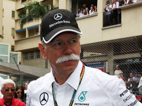 Foto zur News: Zetsche fordert Änderungen bei Formel-1-Vermarktung