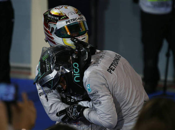 Foto zur News: Mercedes: Freie Fahrt zum Wohle der Formel 1