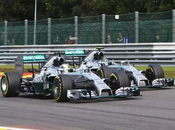 Foto zur News: Mercedes-Meeting: Rosberg akzeptiert Schuld