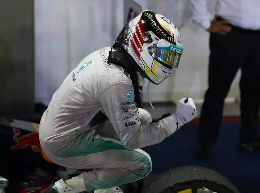 Lewis Hamilton Foto zur News: Coulthard über Hamilton: "Als würde Superman zu Clark Kent"