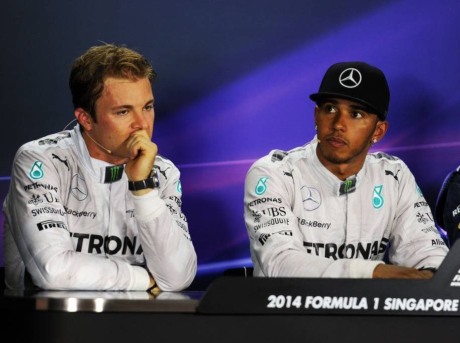 Foto zur News: WM-Kampf der Silberpfeile ist Vettel "relativ wurscht"