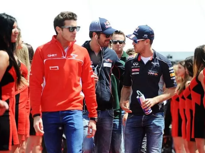 Jules Bianchi, Jean-Eric Vergne, Sebastian Vettel Foto zur News: Herausforderung Ferrari: Vettel schweigt, Bianchi akzeptiert