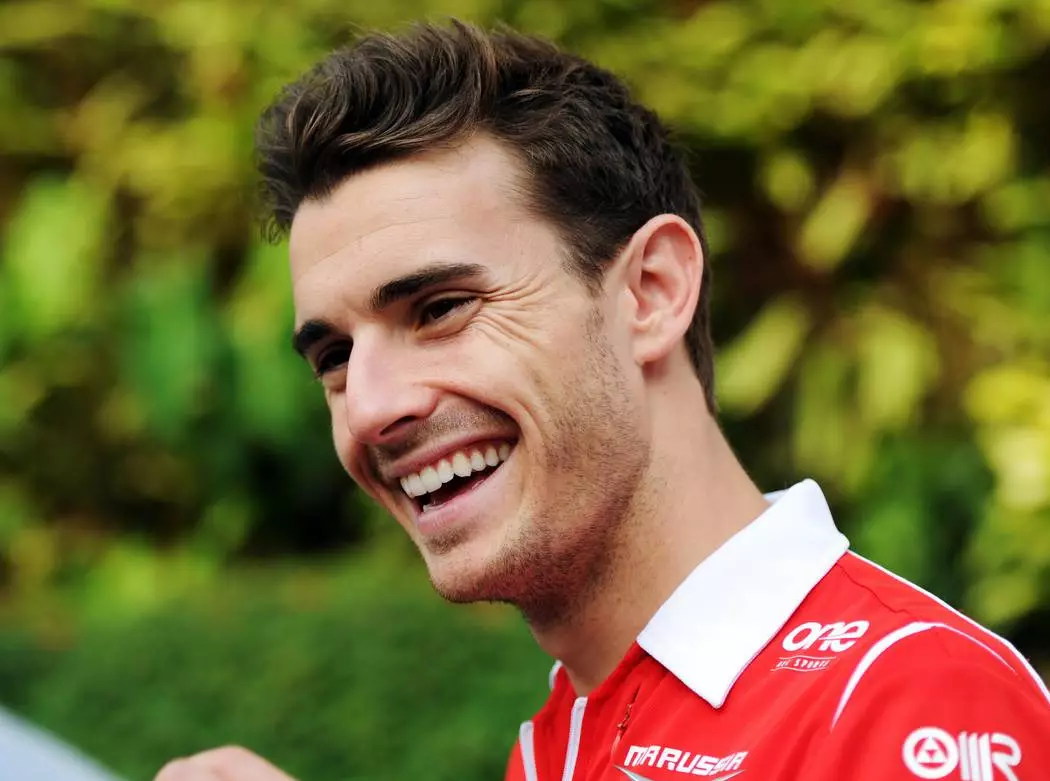 Jules Bianchi Foto zur News: 24 Stunden nach dem Unfall: Widersprüchliches zu Bianchi