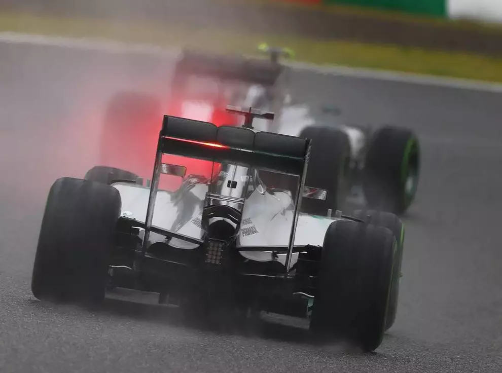 Nico Rosberg, Lewis Hamilton Foto zur News: Klien: Den Traktor hat Bianchi gar nicht gesehen
