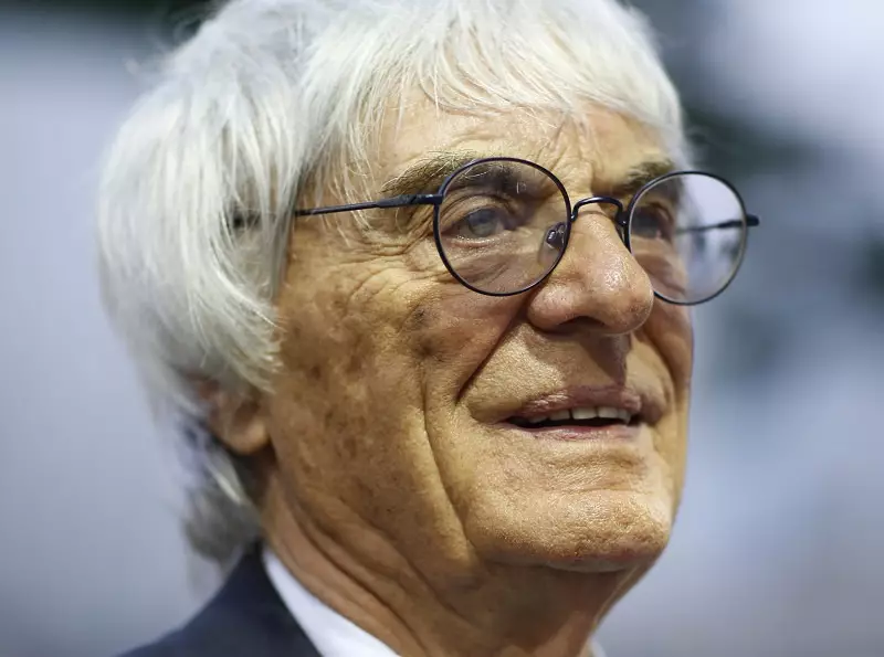 Foto zur News: Maximale Dringlichkeit: Ecclestone will V8-Motoren zurück