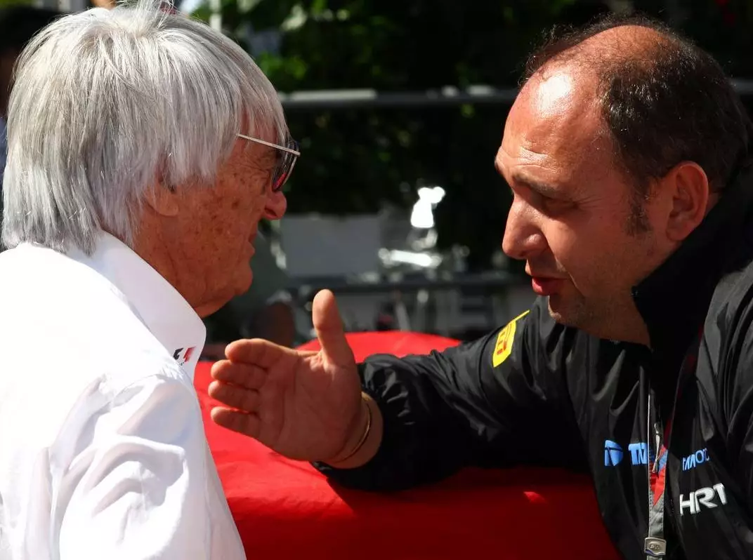 Foto zur News: Ecclestone: "Colin Kolles ist ein kompetenter Mann"