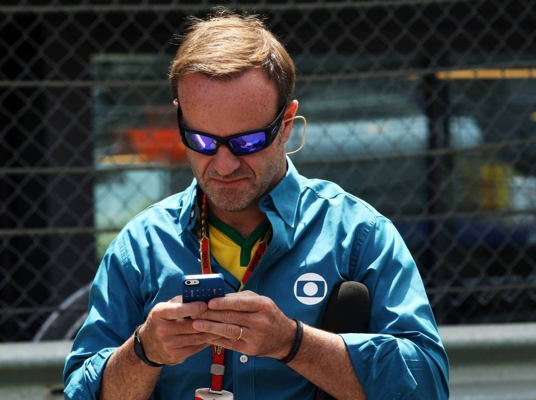 Foto zur News: Formel Langeweile: TV-Zuschauer Barrichello schläft ein