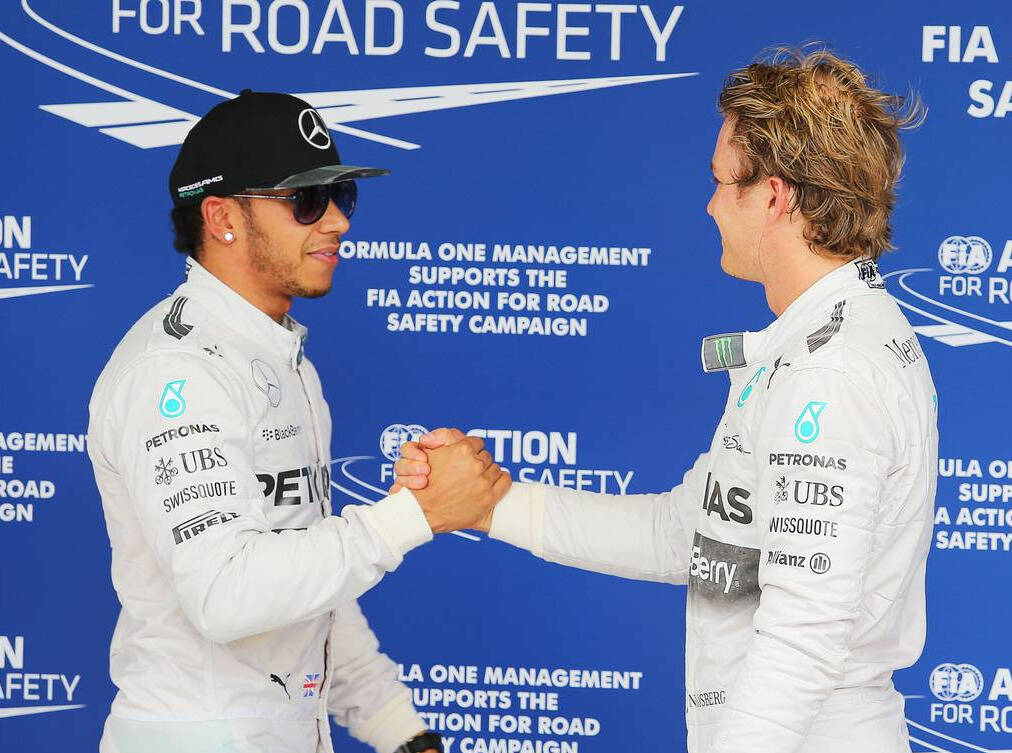 Foto zur News: Rosberg, Hamilton und der Chinese auf dem Boot