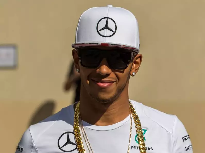 Foto zur News: Lewis Hamilton: Rambo, Rapper und Rakete