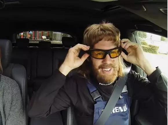 Sebastian Vettel Foto zur News: Vettel schlüpft in neue Rolle