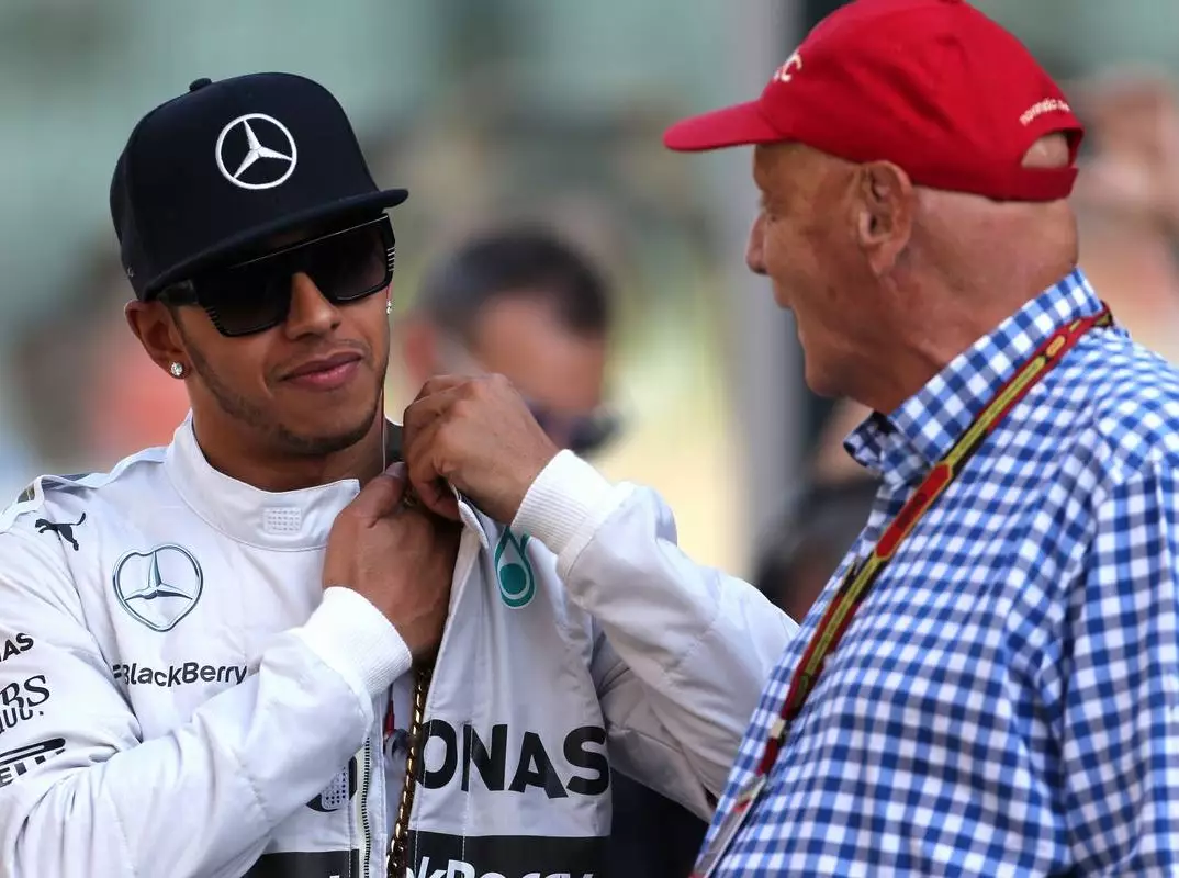 Lewis Hamilton, Niki Lauda Foto zur News: Niki Lauda: Hamilton der größte Formel-1-Fahrer aller Zeiten