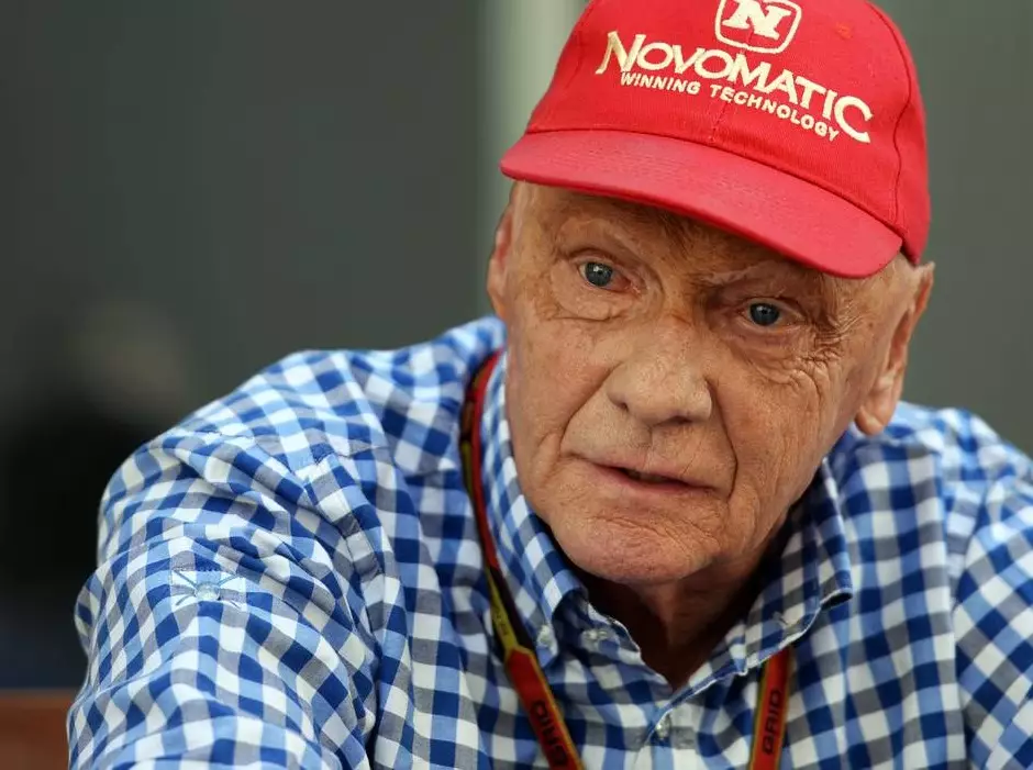 Foto zur News: Lauda: Vettels Ferrari-Test war "reine Show"