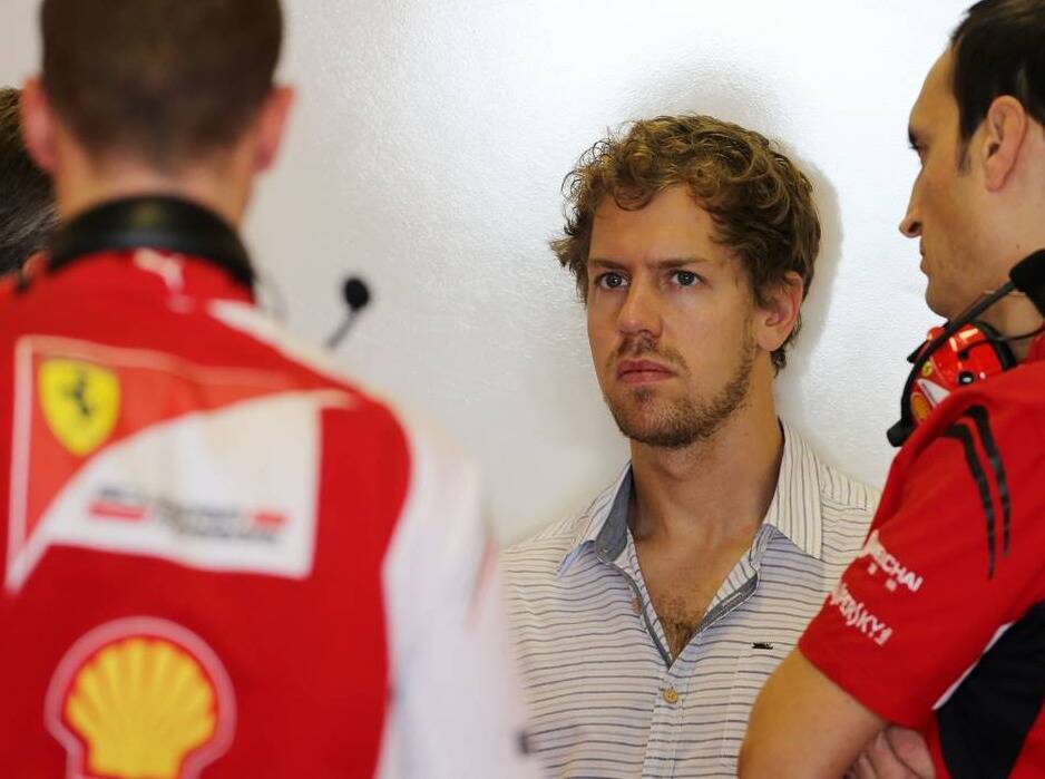 Foto zur News: Vettel: Probesitzen im neuen Ferrari
