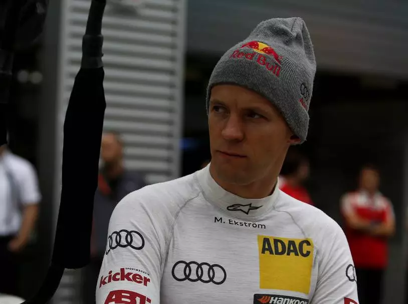 Mattias Ekström Foto zur News: Ekström entzaubert die Formel 1: "Fahr' mal in den Wald!"