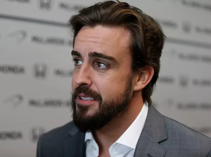 Foto zur News: Fernando Alonso: Neues Team, neue Freundin?