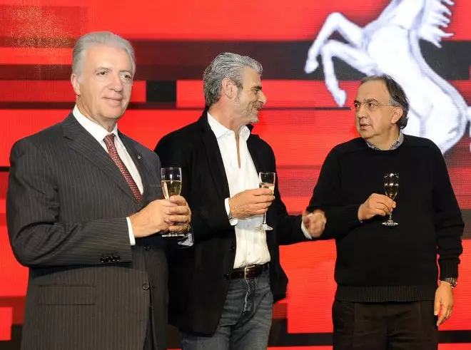 Piero Ferrari, Maurizio Arrivabene, Sergio Marchionne Foto zur News: Ferrari-Sohn über Marchionne: "Enzo wäre entzückt gewesen"