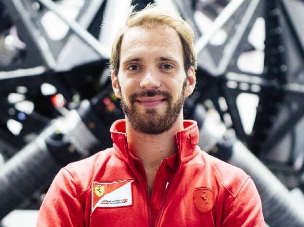 Foto zur News: Debüt in Rot: Jean-Eric Vergnes erster Tag bei Ferrari