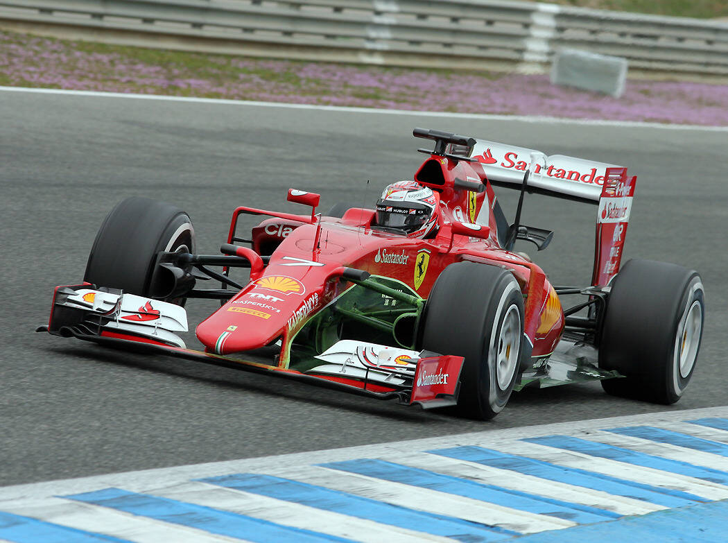 Foto zur News: Kimi Räikkönen froh: Neuer Formel-1-Ferrari ein Fortschritt