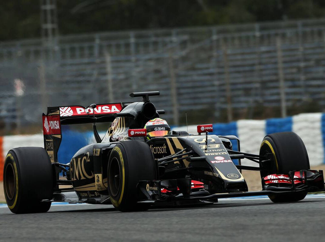Foto zur News: Lotus E23 rennt: Pastor Maldonado findet Auto "stark"