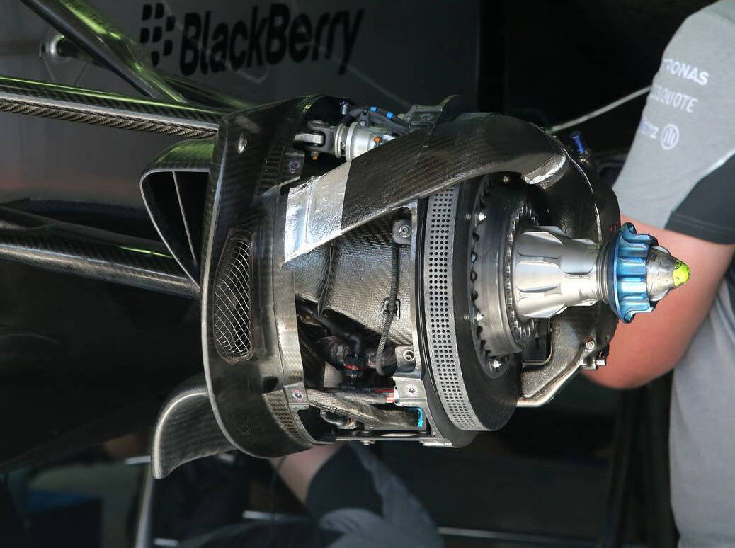 Foto zur News: Formel-1-Technik 2015: Bremsen