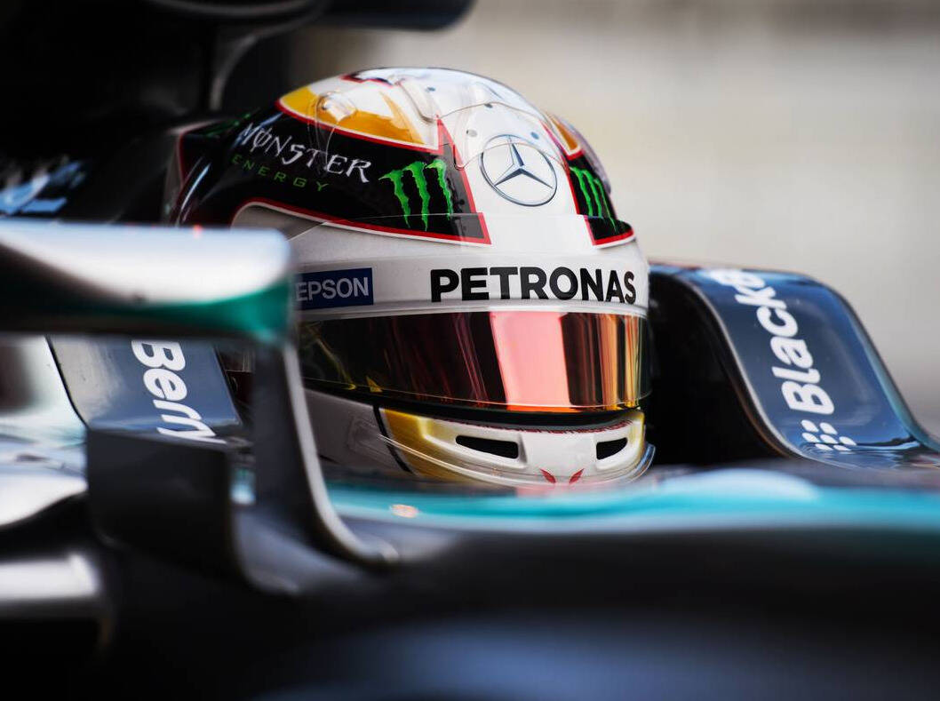 Foto zur News: Formel 1 Monaco 2015: Lewis Hamilton vor Max Verstappen