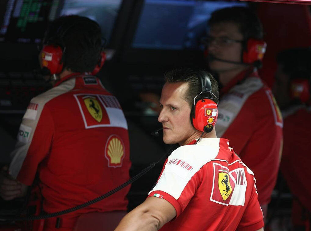 Foto zur News: Ecclestone: "Michael Schumacher hat Ferrari geführt"