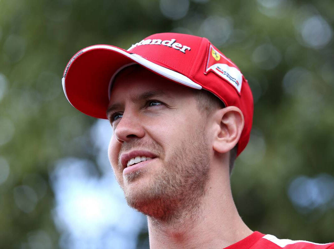 Foto zur News: Wie Sebastian Vettel und seine Mechaniker auf "Eva" kamen