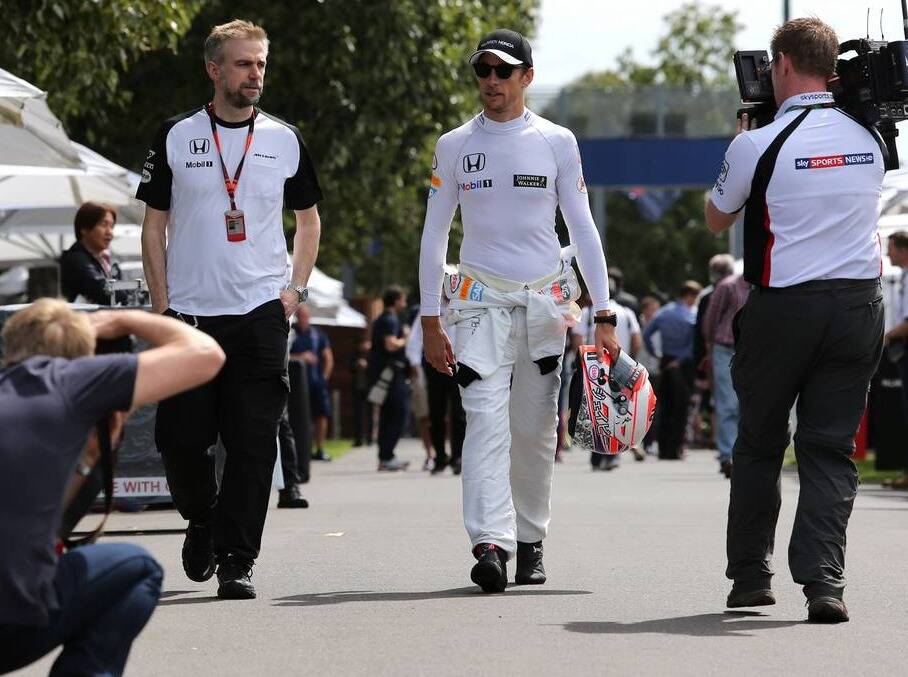 Foto zur News: 15 Jahre Formel 1: Jenson Button will "den Moment genießen"