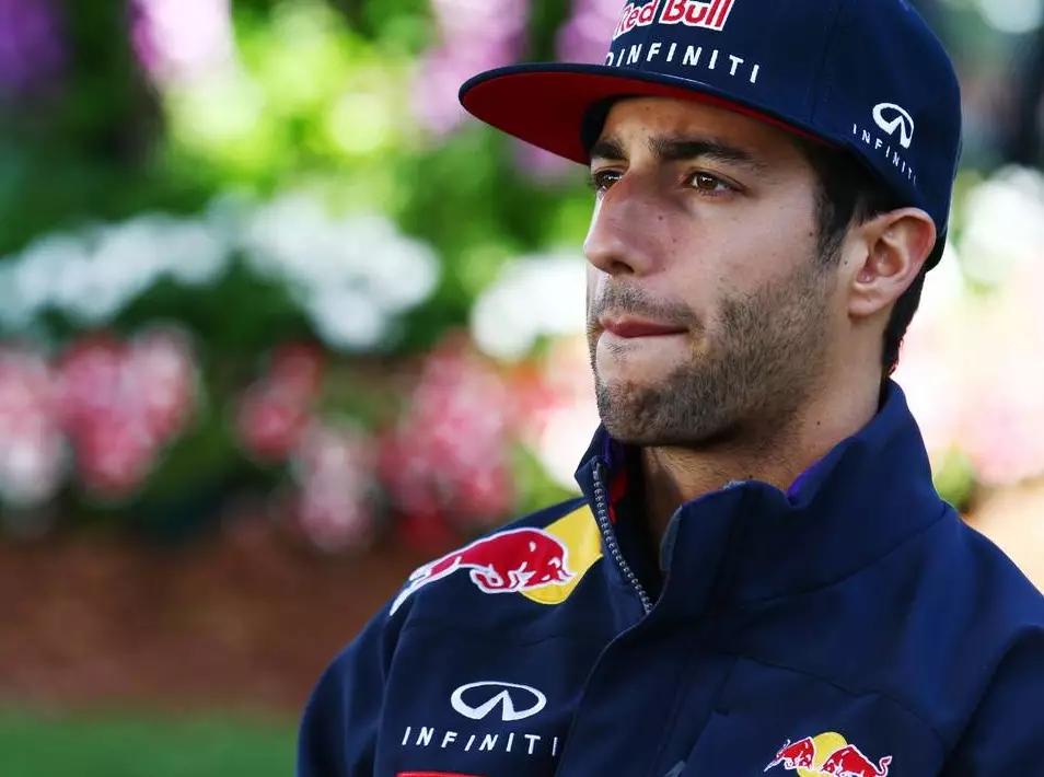 Foto zur News: Steigt Red Bull aus? Daniel Ricciardo ohne Sorgen