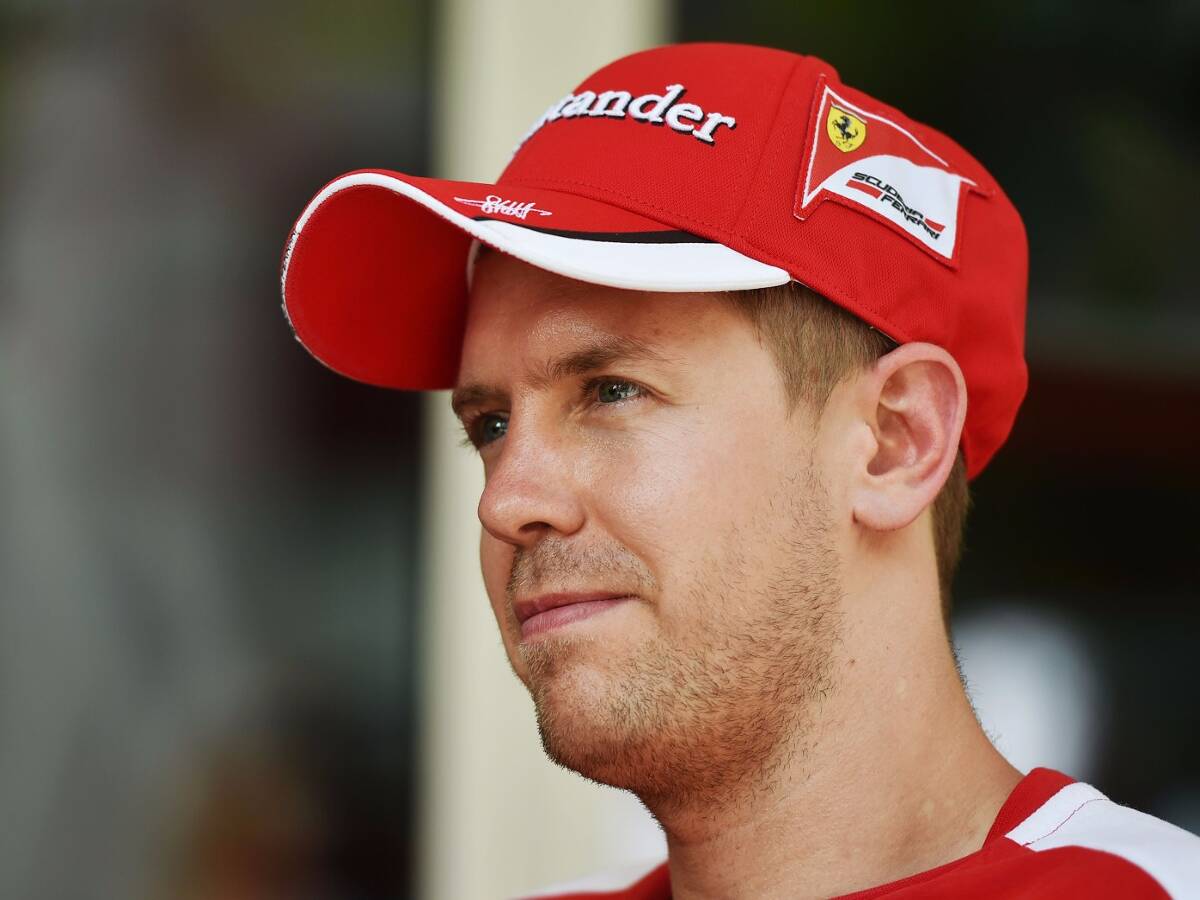Foto zur News: Sebastian Vettel: "Ziel muss sein, Mercedes zu schlagen"