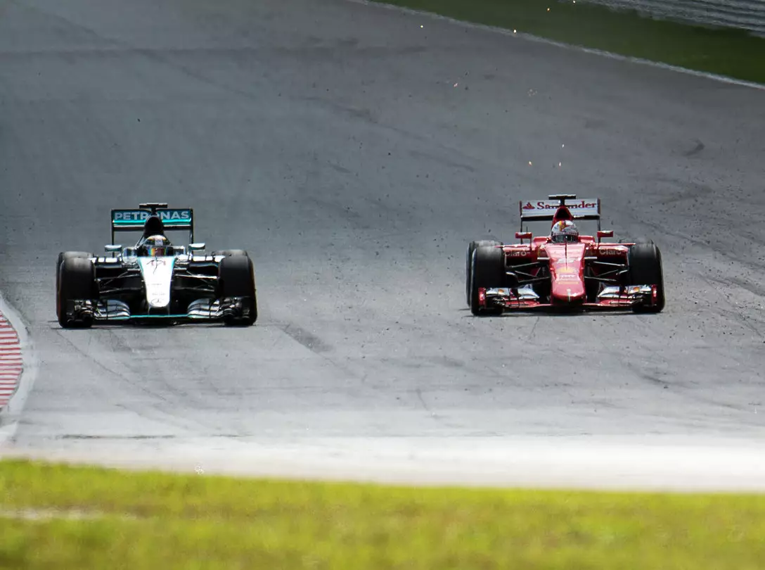 Foto zur News: Sorge bei Mercedes: "Ferrari hat genauso viele PS wie wir"