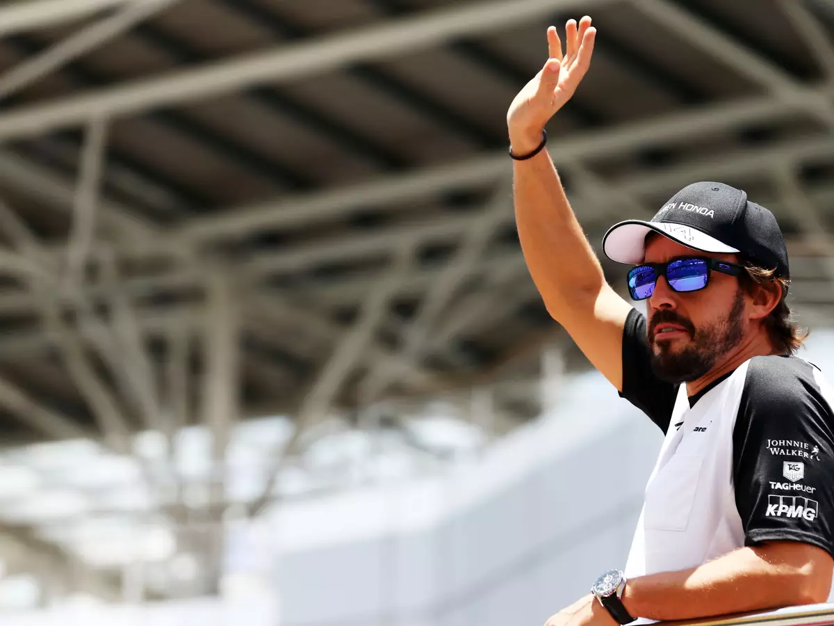 Fernando Alonso Foto zur News: Fernando Alonso plant Karriereende bei McLaren-Honda