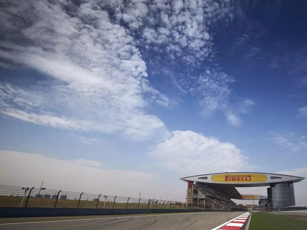 Foto zur News: Formel-1-Wetter in China: Droht am Renntag Regen?