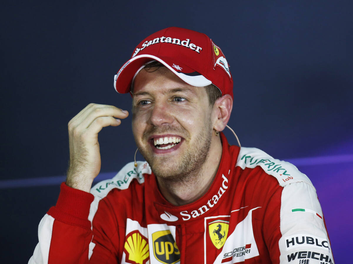 Foto zur News: Sebastian Vettel: Ein Brummschädel als Ende der Euphorie