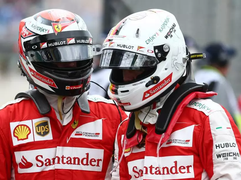 Kimi Räikkönen, Sebastian Vettel Foto zur News: Räikkönen: Vettel ist anders als frühere Teamkollegen
