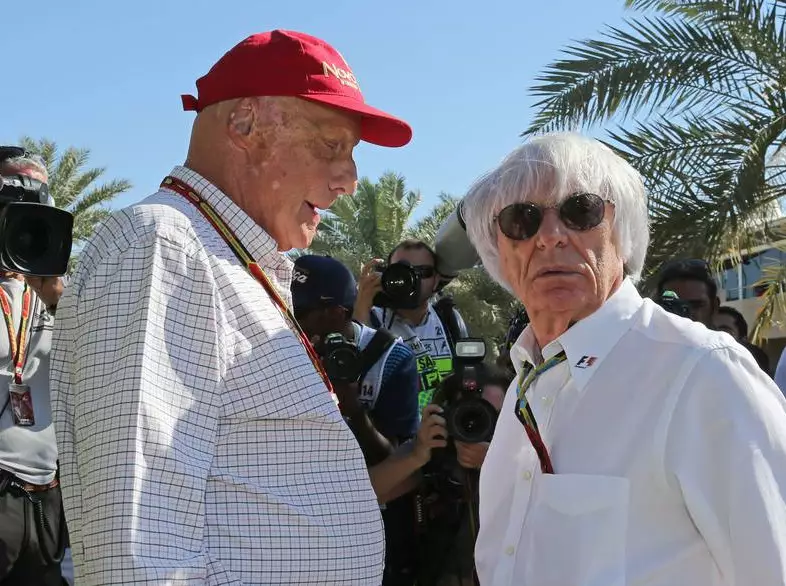Niki Lauda, Bernie Ecclestone Foto zur News: Niki Lauda: Wieso Bernie Ecclestone ihm ein Auto schuldet