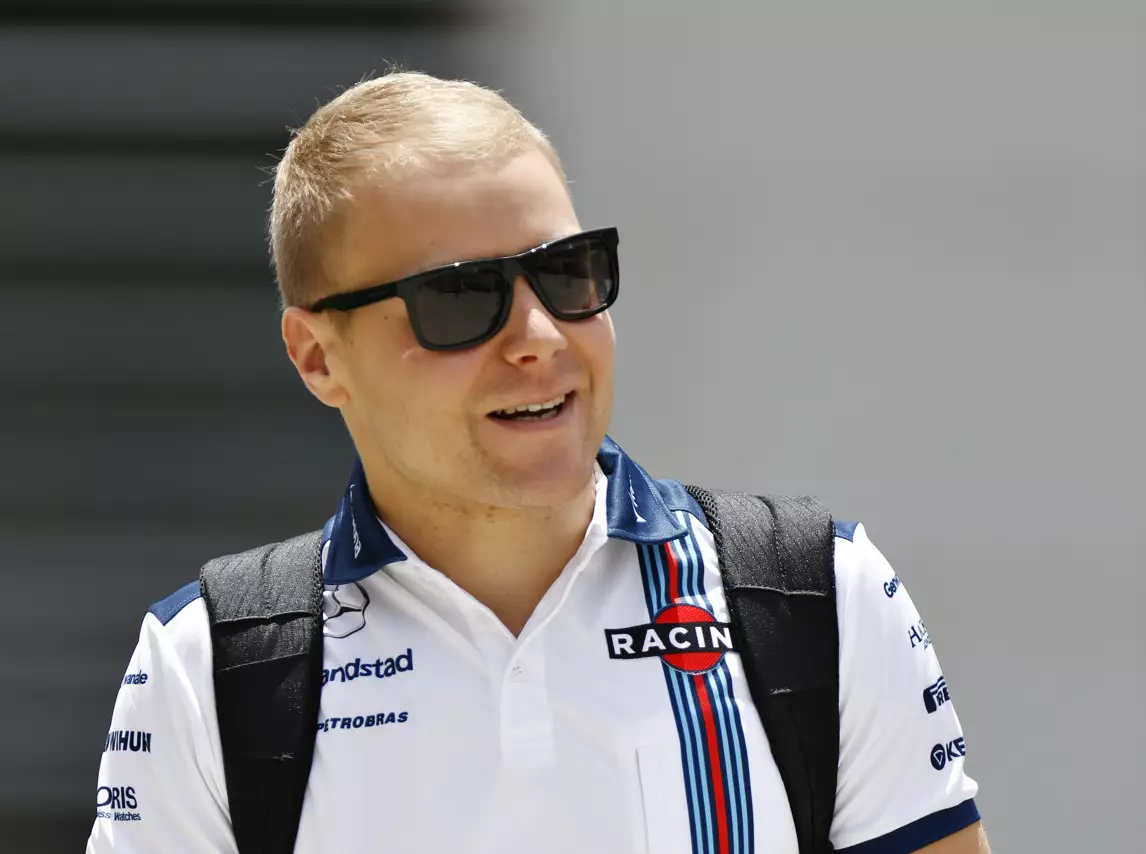 Foto zur News: Bottas sicher: Williams wird zu Silber und Rot aufschließen