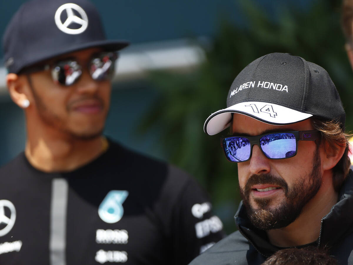 Foto zur News: Alonso nimmt Hamilton in Schutz: Zu früh für schmutzige Tricks