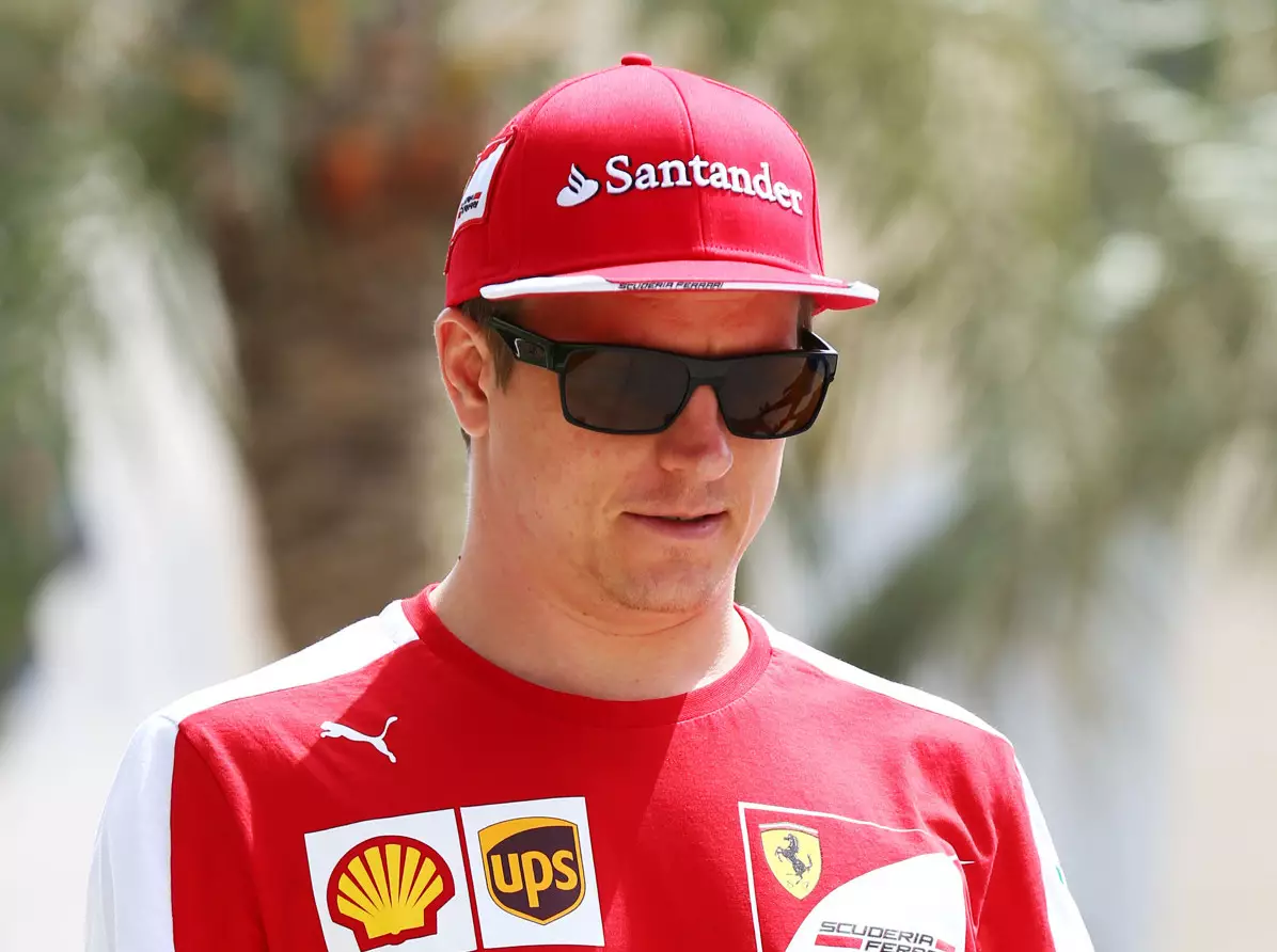 Kimi Räikkönen Foto zur News: Ferrari bestätigt Kimi Räikkönen für 2016