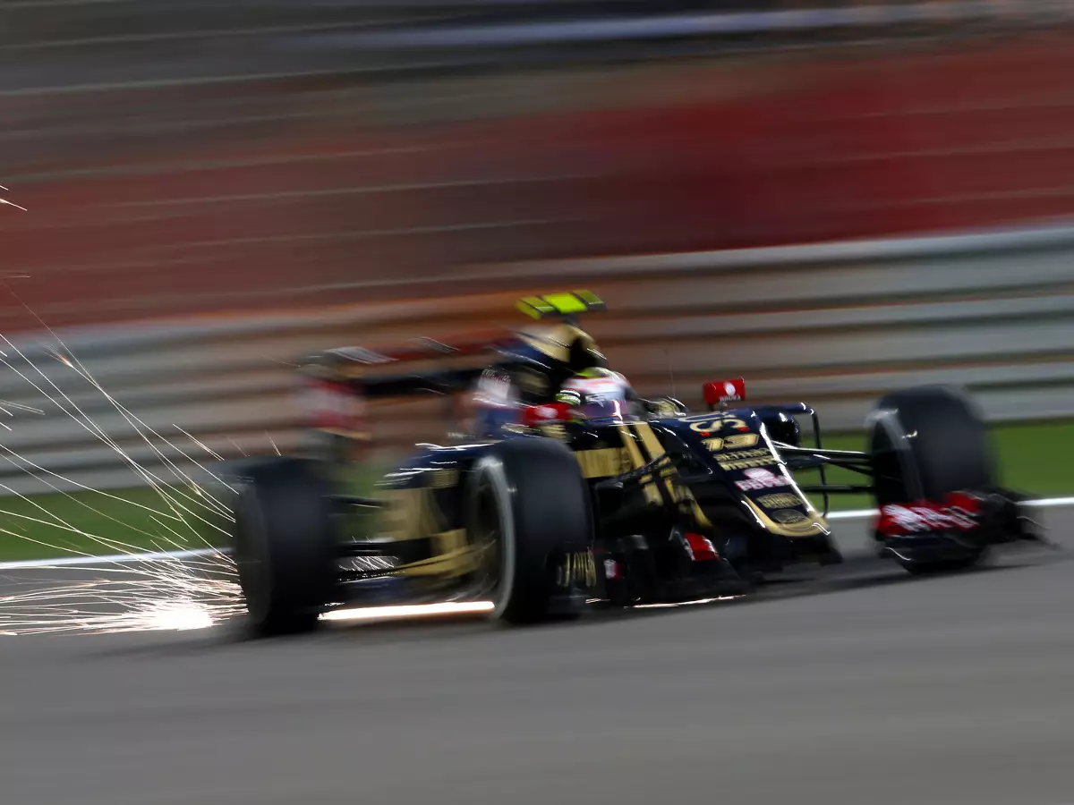 Foto zur News: Kurioser Defekt bei Lotus: Geisterbremse stoppt Maldonado