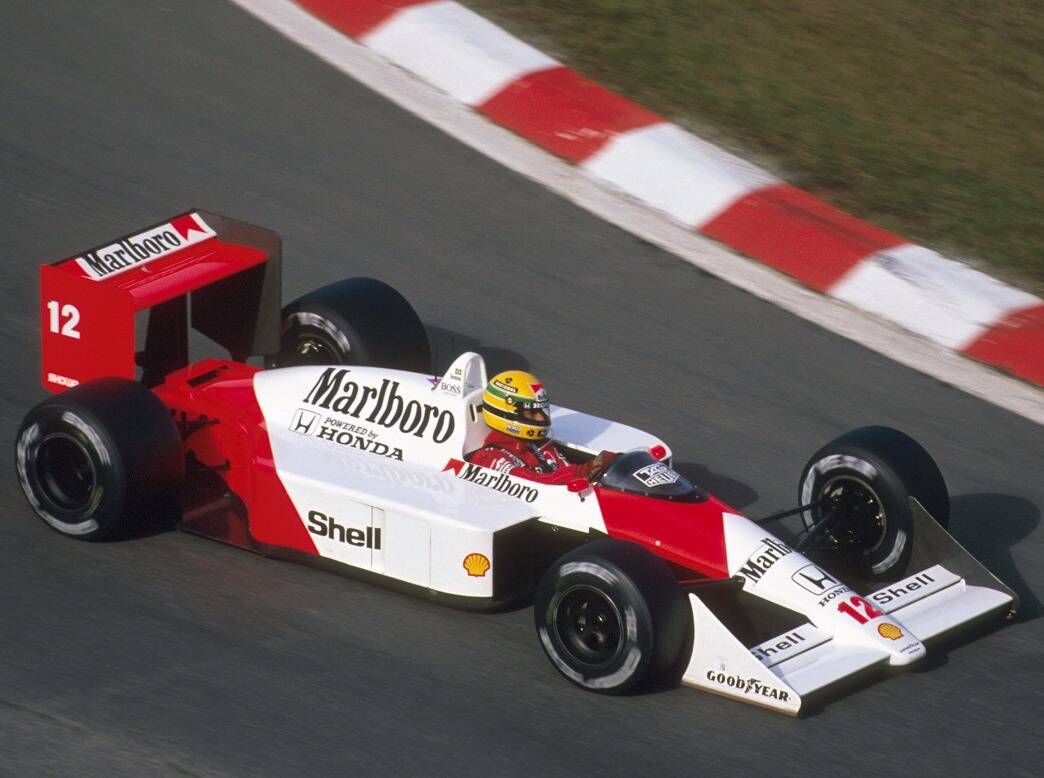 Foto zur News: Fernando Alonso in Sennas MP4/4: "Hätte mich fast gedreht"