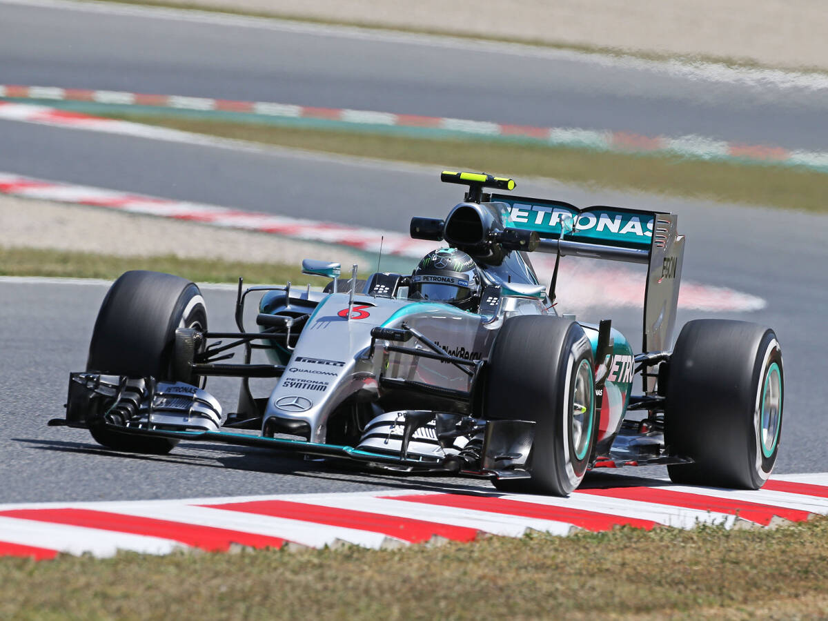 Foto zur News: Formel 1 Barcelona 2015: Rosberg weiter vor Hamilton