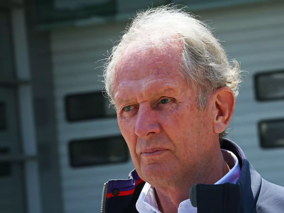 Helmut Marko Foto zur News: Red Bull und Renault: Nächste drei Wochen sind entscheidend