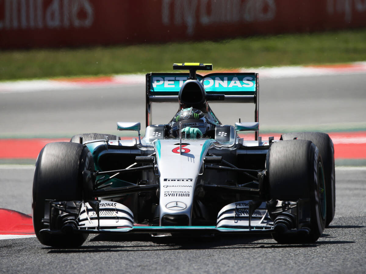 Foto zur News: Formel-1-Test in Barcelona: Mercedes zum Mittag souverän